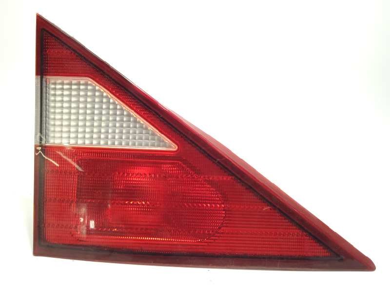 Recambio de piloto trasero izquierdo interior para ssangyong rodius 2.7 turbodiesel cat referencia OEM IAM 8360221201  