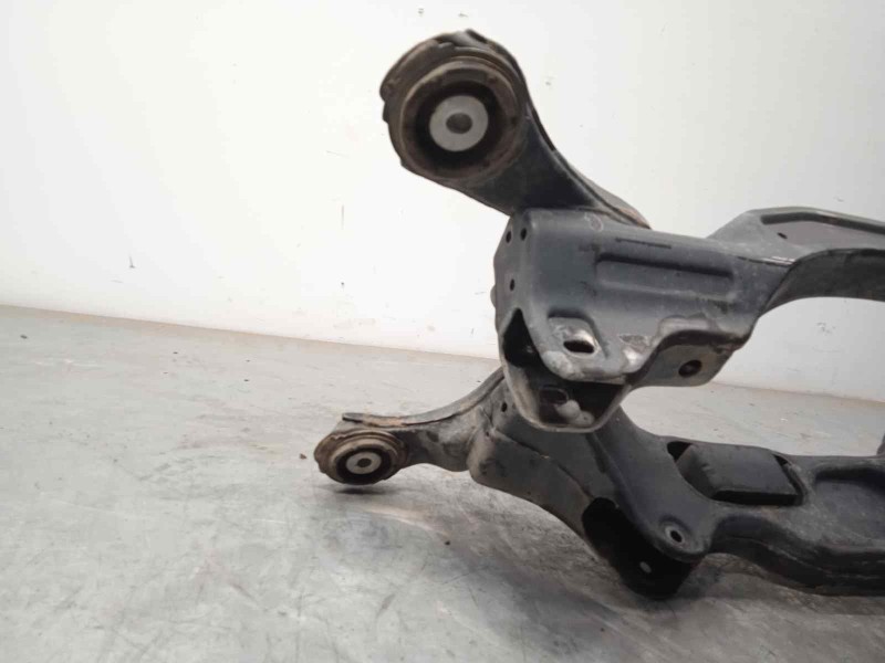 Recambio de puente trasero para mitsubishi eclipse cross motion 2wd referencia OEM IAM 4100A192  