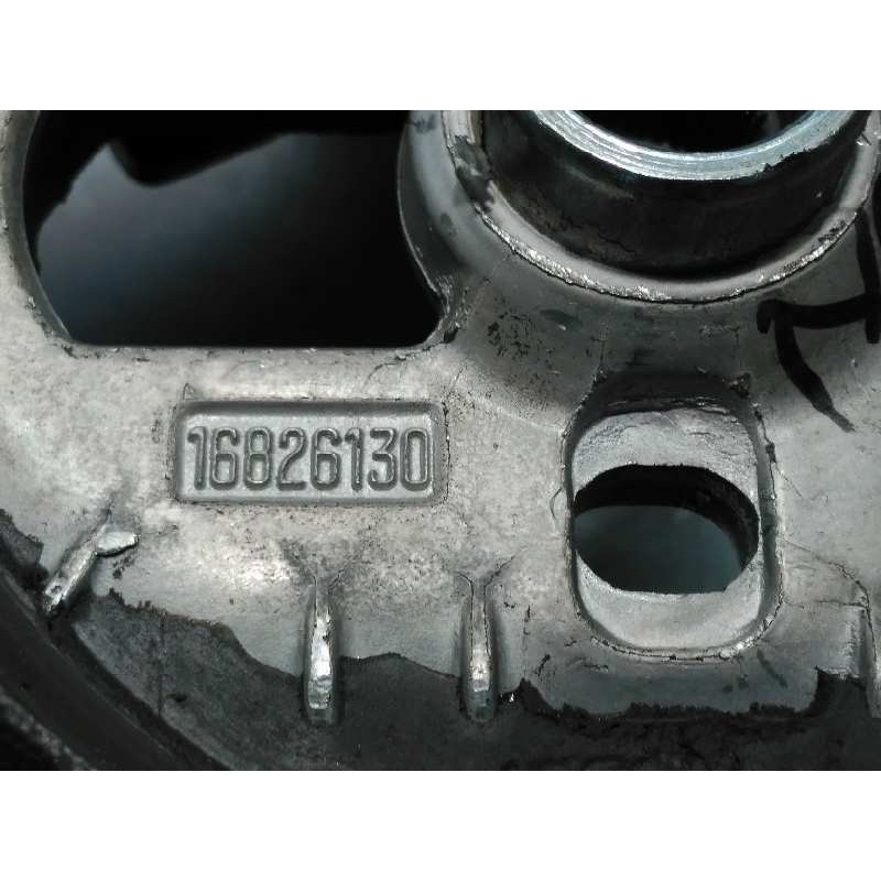 Recambio de volante para cadillac srx v6 elegance referencia OEM IAM 16826130  22803877