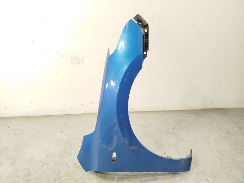 ALETA DELANTERA DERECHA 663212R030 