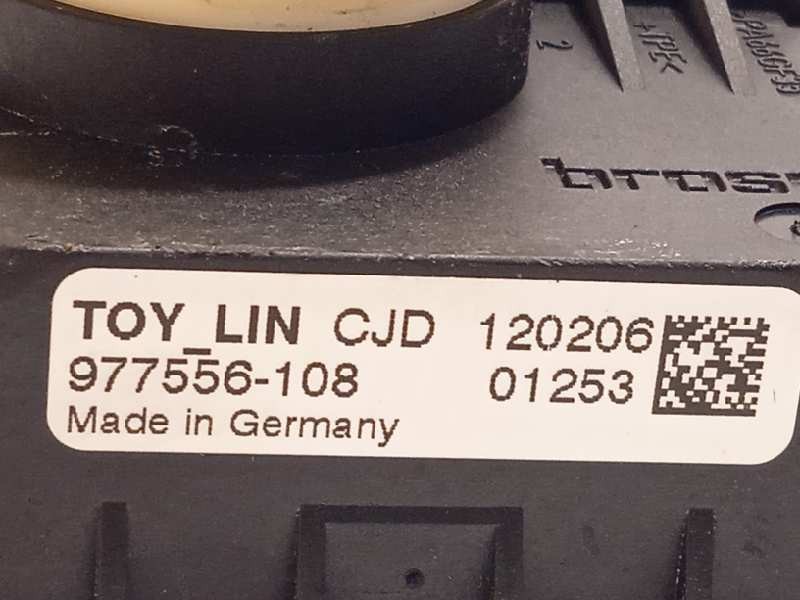 Recambio de elevalunas trasero izquierdo para toyota avensis (t27) executive referencia OEM IAM 8572005060D 977556108 8570102010