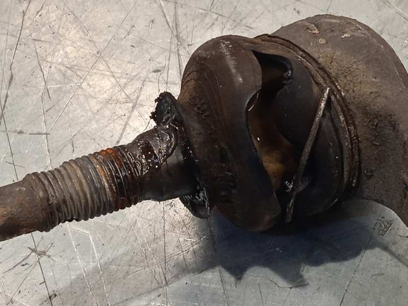 Recambio de cremallera direccion para toyota avensis (t27) executive referencia OEM IAM 4550005060  