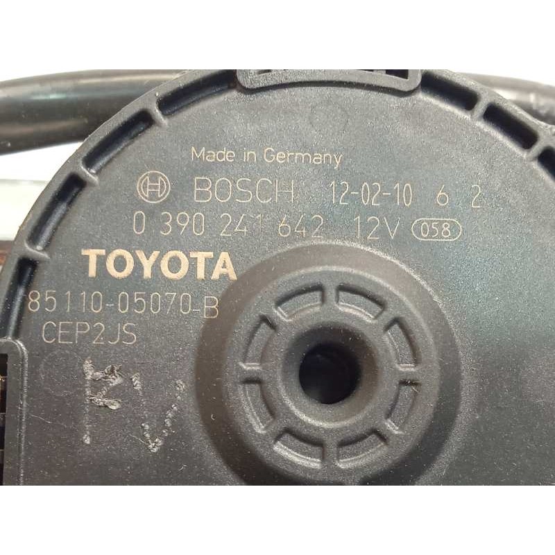 Recambio de motor limpia delantero para toyota avensis (t27) executive referencia OEM IAM 8511005070B  0390241642