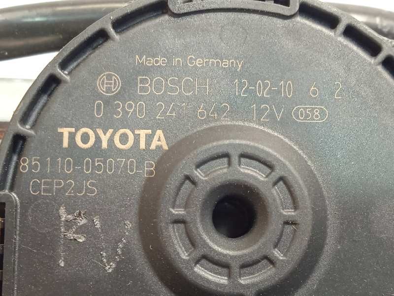 Recambio de motor limpia delantero para toyota avensis (t27) executive referencia OEM IAM 8511005070B  0390241642