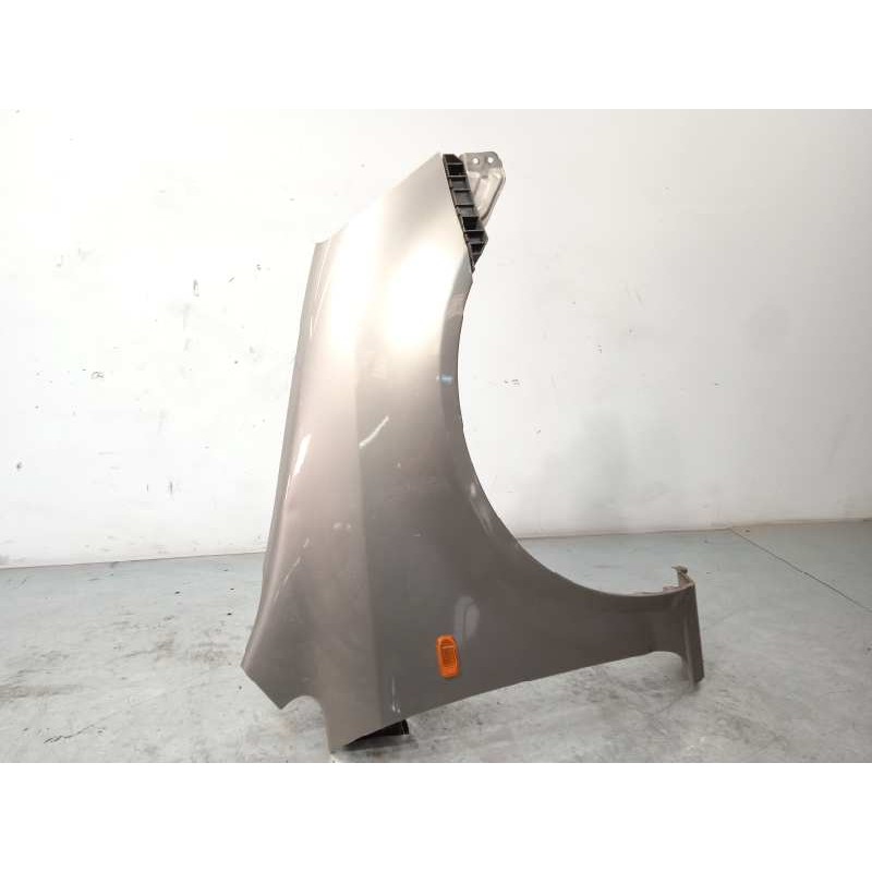 Recambio de aleta delantera derecha para honda stream (rn1/3) 2.0i es referencia OEM IAM 60211S7A000ZZ  