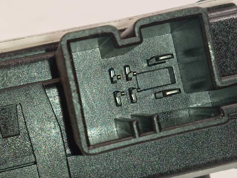 Recambio de elevalunas delantero derecho para porsche panamera 4 s referencia OEM IAM 924206100  7746025600