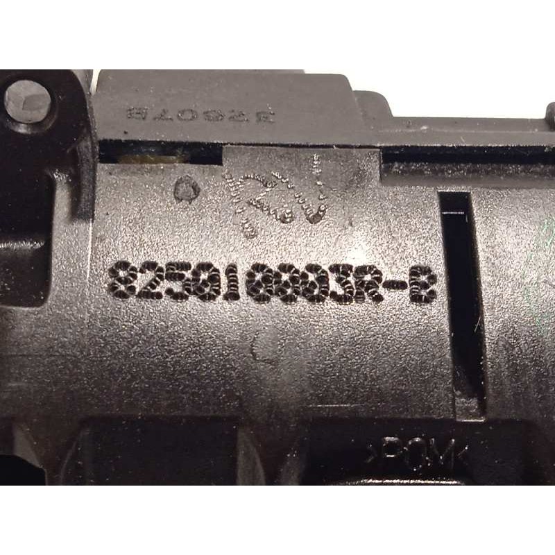 Recambio de cerradura puerta trasera izquierda para renault laguna iii 1.5 dci diesel referencia OEM IAM 825010003R  