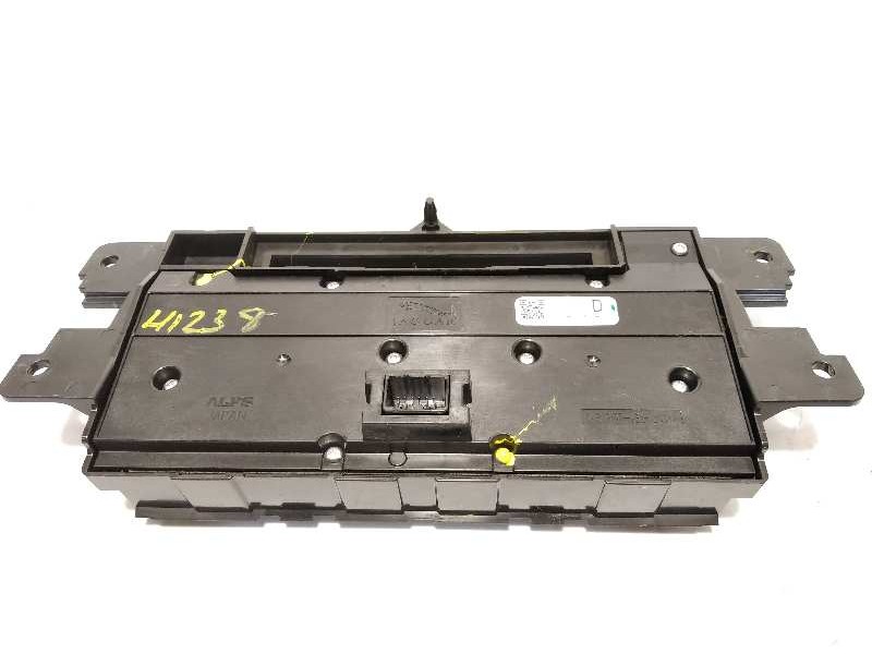 Recambio de mando climatizador para jaguar xf 2.2 diesel referencia OEM IAM CX2318C858DD  C2Z15931