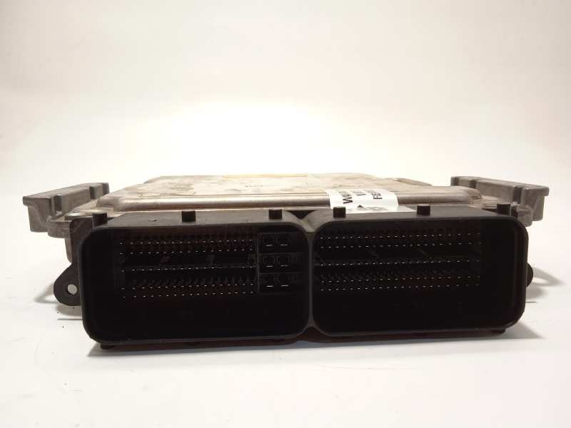 Recambio de centralita motor uce para hyundai i30 (gd) style referencia OEM IAM 391402ABB0  0281031578