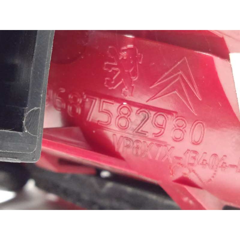 Recambio de piloto trasero derecho interior para citroën c5 berlina exclusive referencia OEM IAM 9687582980  