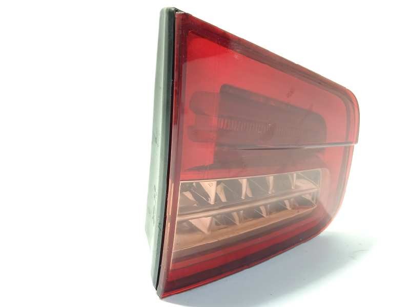 Recambio de piloto trasero izquierdo interior para citroën c5 berlina exclusive referencia OEM IAM 9687583080  