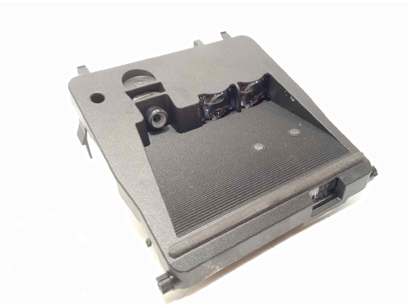 Recambio de modulo electronico para toyota yaris 1.5 16v cat referencia OEM IAM 881810D020  