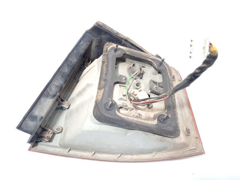 Recambio de piloto trasero izquierdo para kia carens 2.0 crdi ex monovolumen referencia OEM IAM 0K2JB51160A  