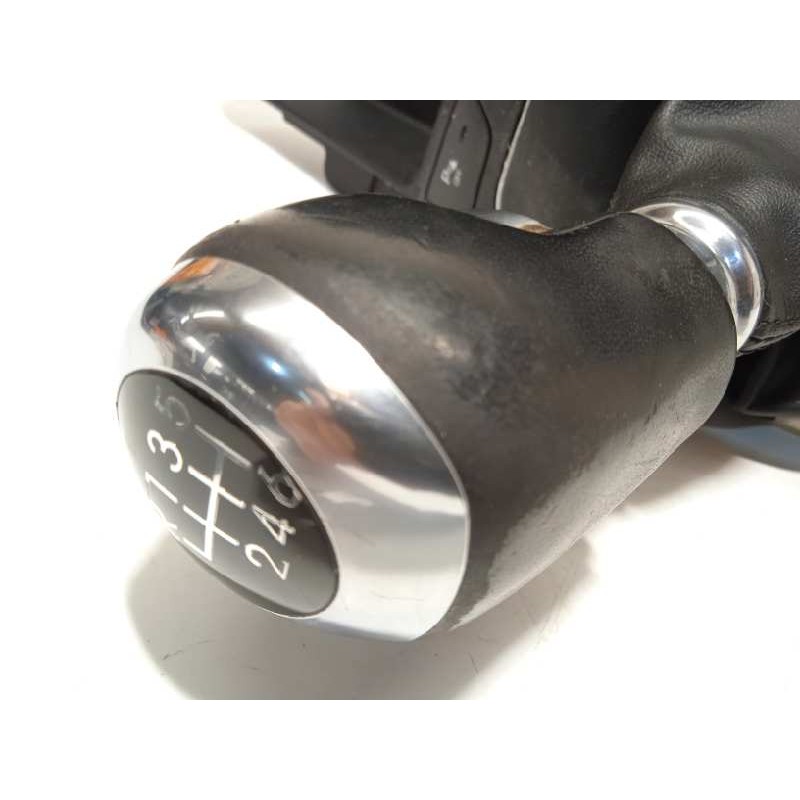Recambio de palanca cambio para hyundai i30 (gd) style referencia OEM IAM 43700A5600RY  