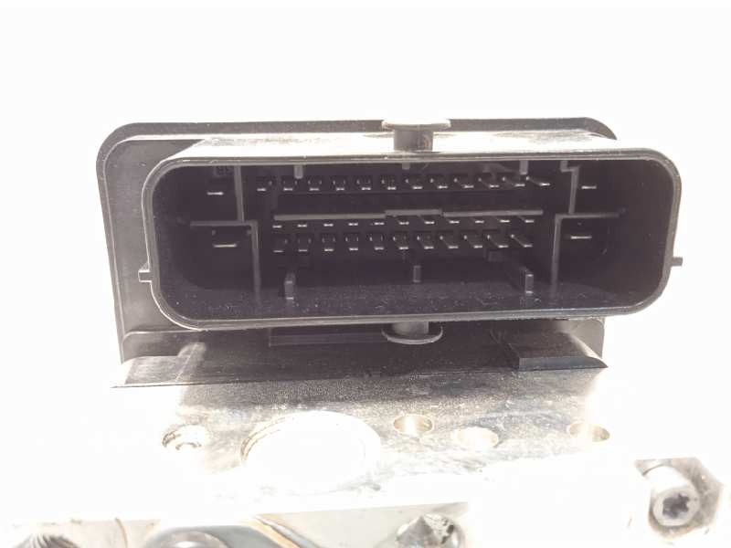 Recambio de abs para kia rio (yb) drive referencia OEM IAM 58920H8200 BE6003V102 MGH85ADBH6013V101