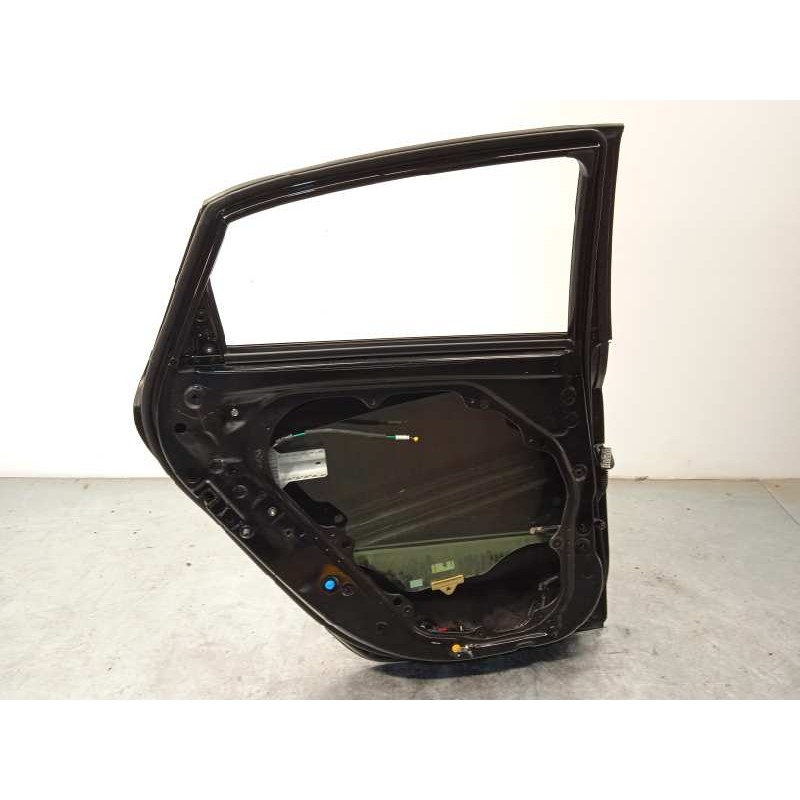 Recambio de puerta trasera izquierda para hyundai i30 (gd) style referencia OEM IAM 77003A6000  
