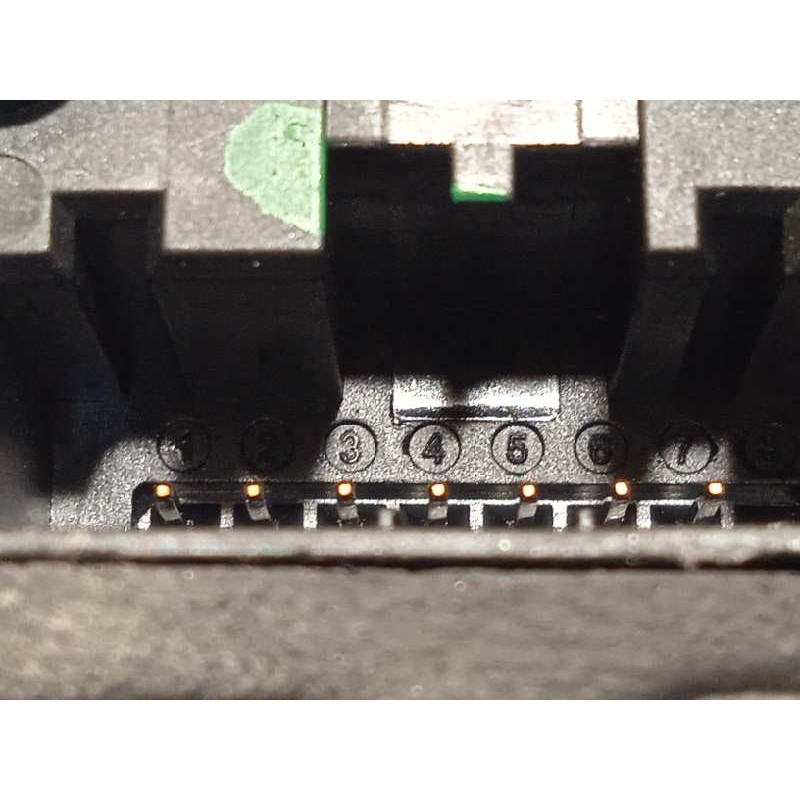 Recambio de cerradura puerta delantera izquierda para skoda yeti 1.2 tsi referencia OEM IAM 6V1837015C  