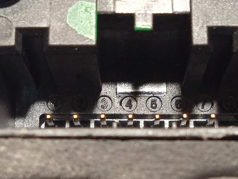 Recambio de cerradura puerta delantera izquierda para skoda yeti 1.2 tsi referencia OEM IAM 6V1837015C  