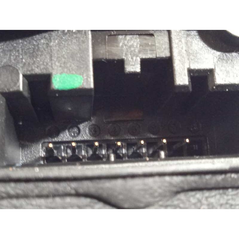 Recambio de cerradura puerta trasera derecha para skoda yeti 1.2 tsi referencia OEM IAM 6V0839016C  