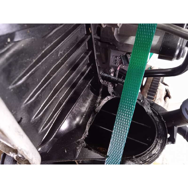 Recambio de despiece motor para skoda yeti 1.2 tsi referencia OEM IAM CYV  