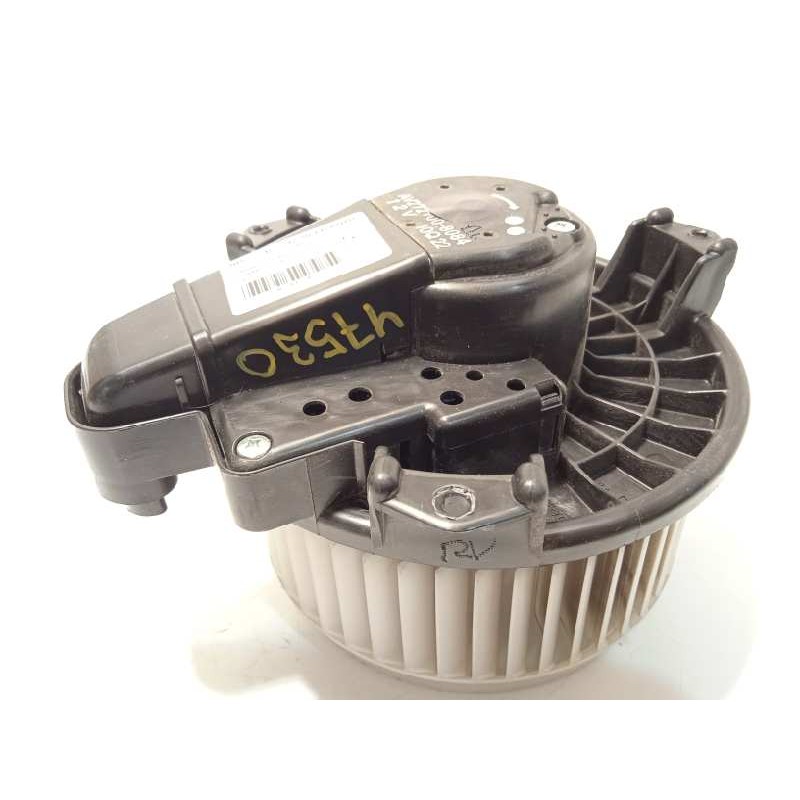 Recambio de motor calefaccion para toyota auris active referencia OEM IAM AV2727008084  8710305060