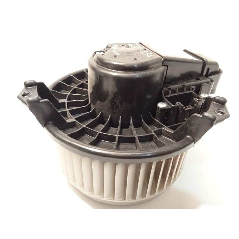 Recambio de motor calefaccion para toyota auris active referencia OEM IAM AV2727008084  8710305060