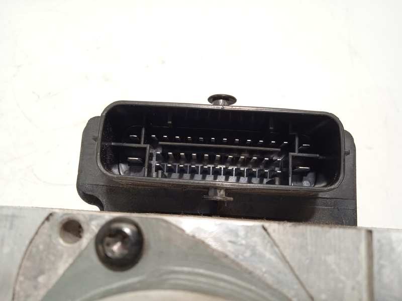 Recambio de abs para kia cee´d 1.6 crdi cat referencia OEM IAM 58920A2210 6158945200 A258920500