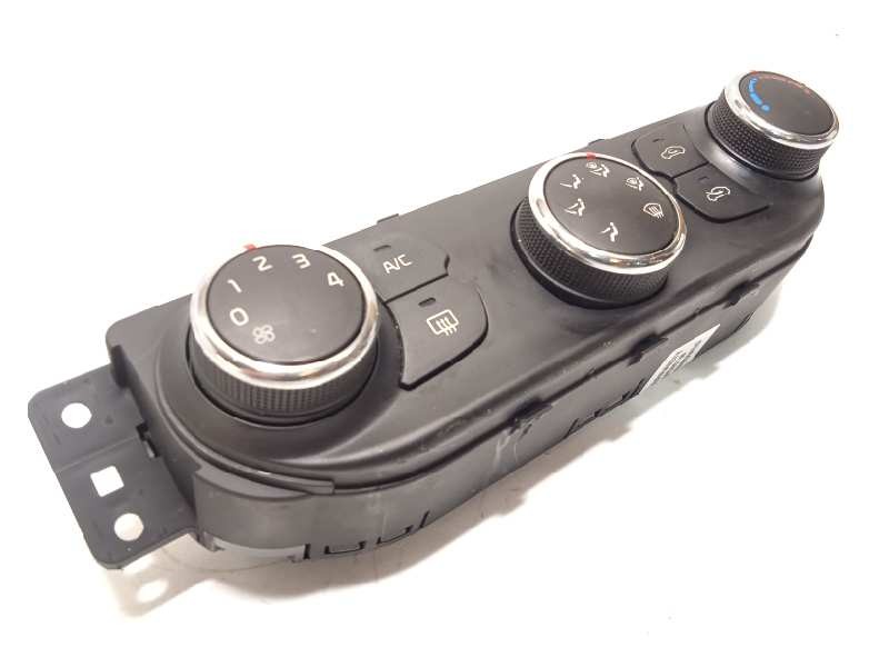 Recambio de mando climatizador para kia cee´d 1.6 crdi cat referencia OEM IAM 97250A2002  