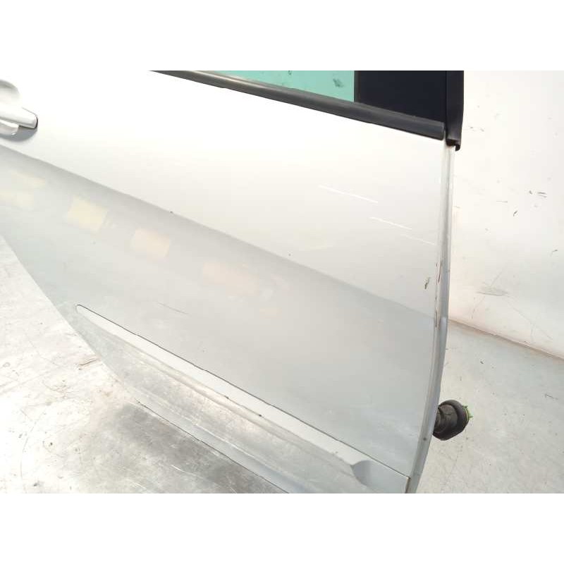 Recambio de puerta trasera derecha para peugeot 308 sw 1.6 hdi fap referencia OEM IAM 9008X1  