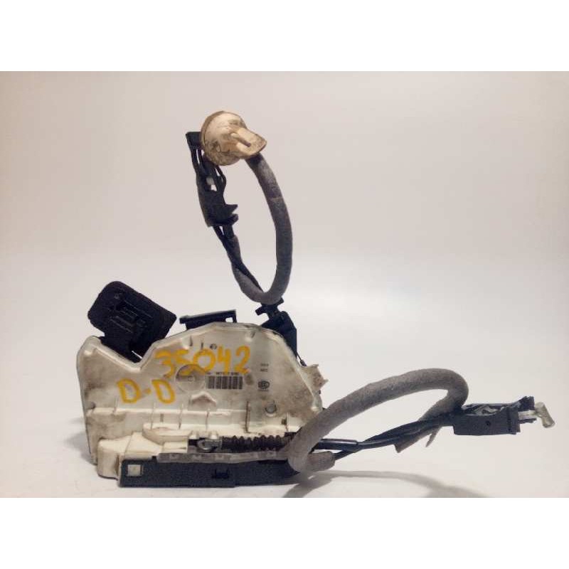 Recambio de cerradura puerta delantera derecha para volkswagen golf vii sportsvan 2.0 tdi referencia OEM IAM 5K1837016E  