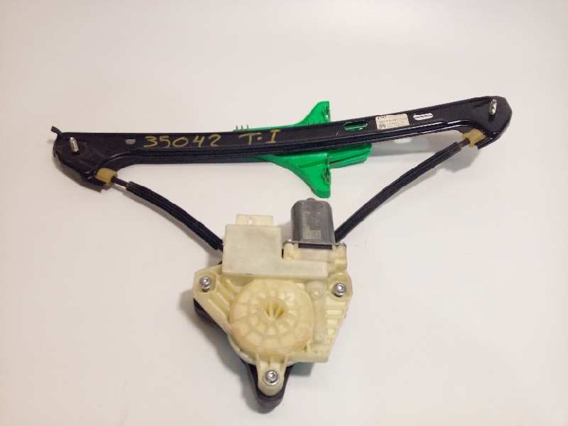 Recambio de elevalunas trasero izquierdo para volkswagen golf vii sportsvan 2.0 tdi referencia OEM IAM 5G4839461C  5Q4959811A