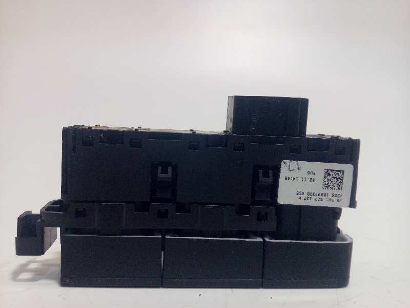 Recambio de mando multifuncion para volkswagen golf vii sportsvan 2.0 tdi referencia OEM IAM 5G1927137N  