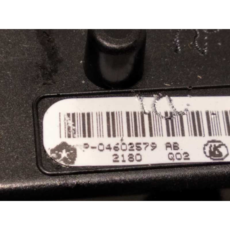 Recambio de mando multifuncion para chrysler grand voyager 2.8 crd cat referencia OEM IAM P04602579AB  68023666AA