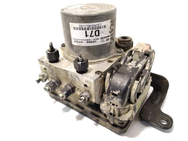 Recambio de abs para hyundai tucson tecno 4wd referencia OEM IAM 58920D7101 BE6003R101 80BH6013R101