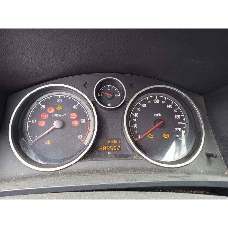 Recambio de cuadro instrumentos para opel zafira b 1.9 cdti referencia OEM IAM 13216684  