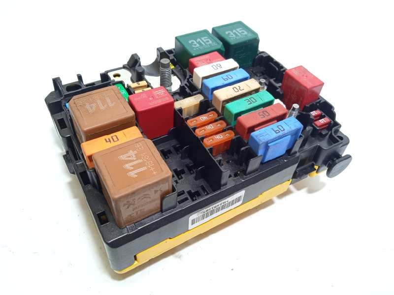 Recambio de caja reles / fusibles para citroën c3 1.5 blue-hdi fap referencia OEM IAM 9804848480  