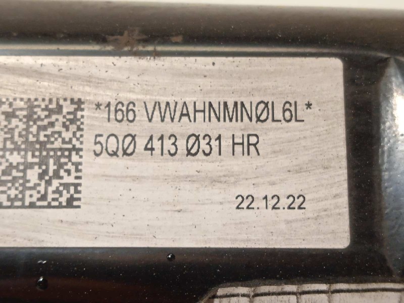 Recambio de amortiguador delantero izquierdo para volkswagen t-roc 1.0 tsi referencia OEM IAM 5Q0413031HR  