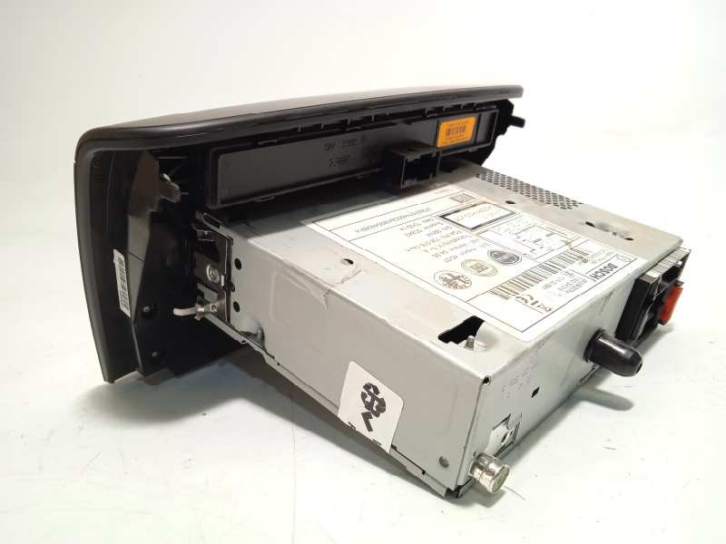 Recambio de sistema audio / radio cd para lancia ypsilon (402) 1.3 jtd 16v referencia OEM IAM 735576744  7642324316