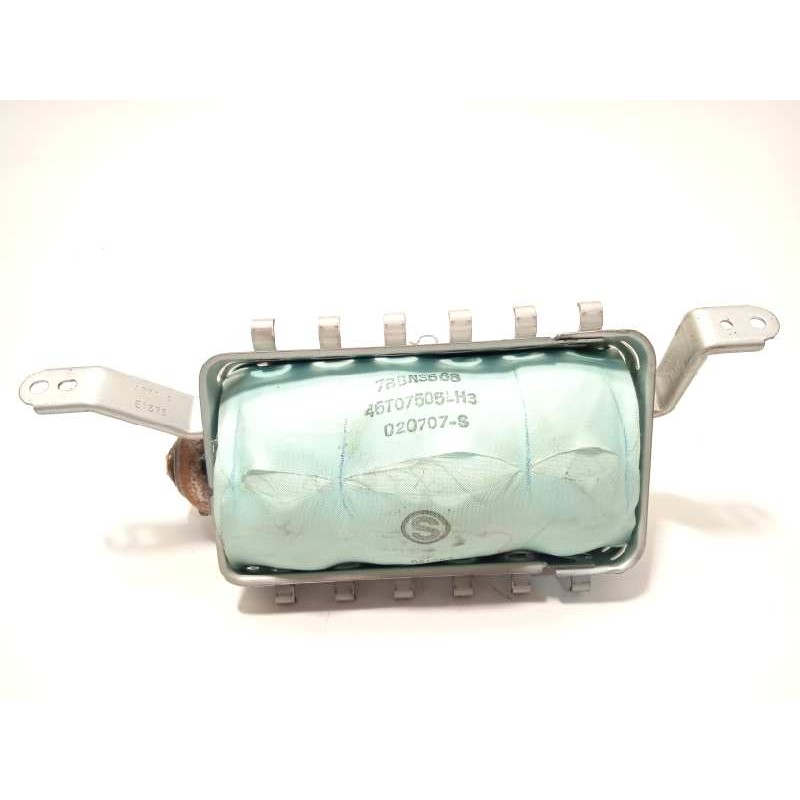 Recambio de airbag delantero derecho para toyota land cruiser (j12) 3.0 d-4d gx referencia OEM IAM 7396060090  