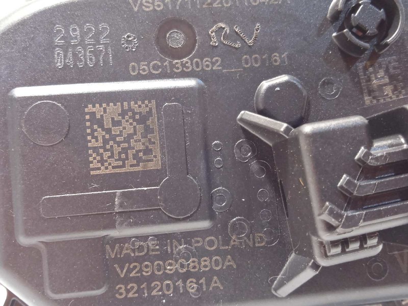 Recambio de caja mariposa para volkswagen t-roc 1.0 tsi referencia OEM IAM 05C133062  