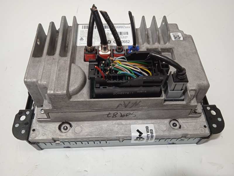 Recambio de pantalla multifuncion para jeep cherokee limited 4wd referencia OEM IAM 68258678AF  