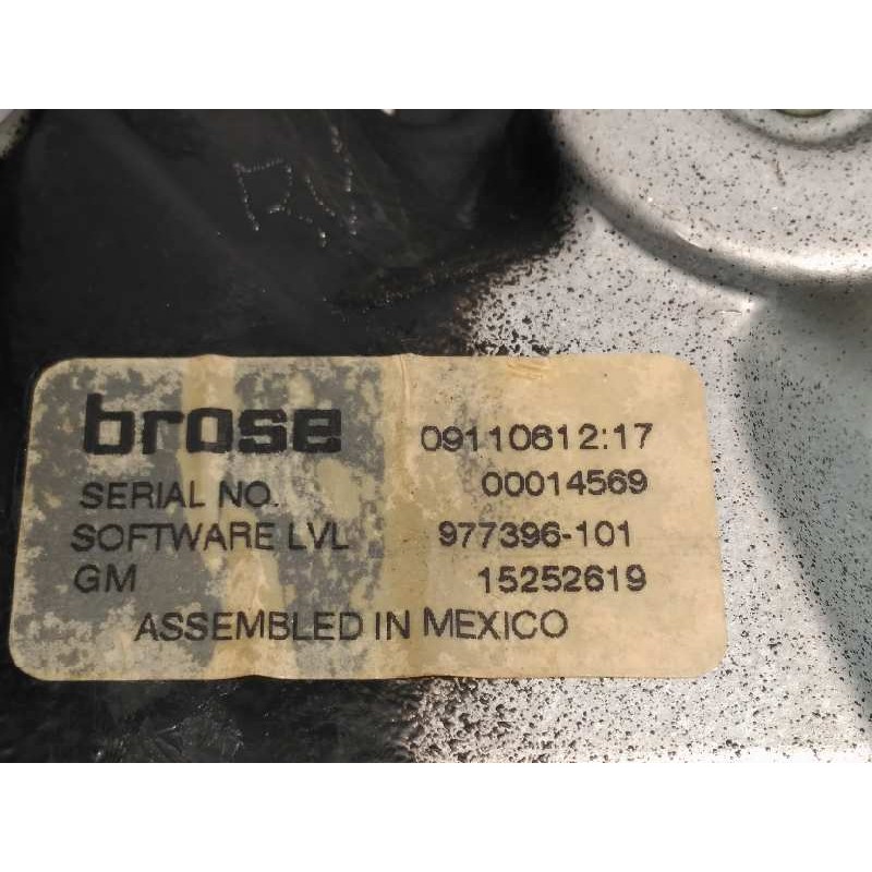 Recambio de elevalunas delantero izquierdo para cadillac srx v6 elegance referencia OEM IAM 15252619  