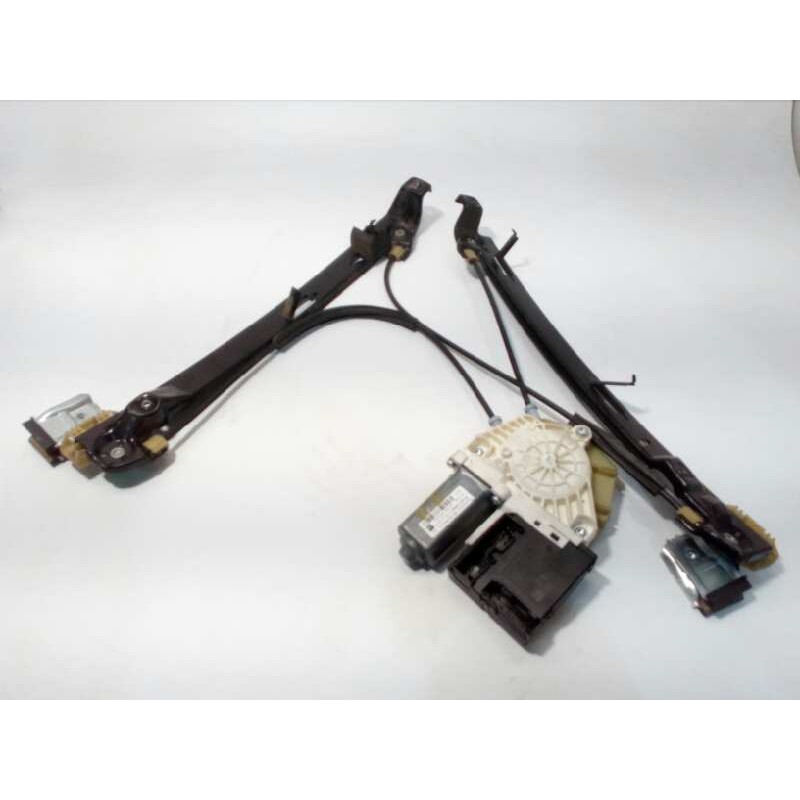 Recambio de elevalunas delantero derecho para seat leon (1p1) 1.6 tdi referencia OEM IAM 1P0837402M  