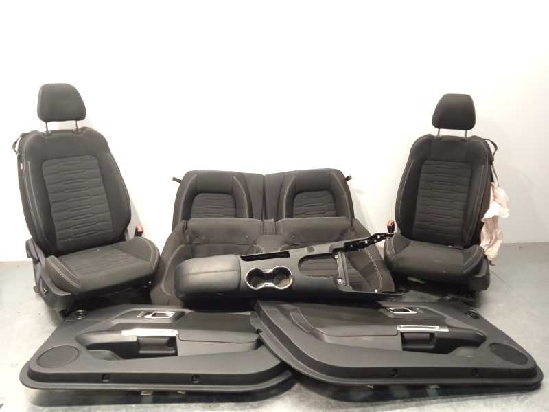 Recambio de juego asientos completo para ford mustang basis referencia OEM IAM NOREF  