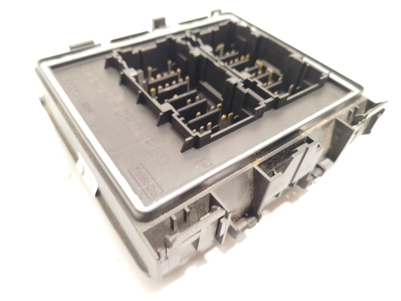 CAJA RELES / FUSIBLES NV4T14D068EDA 2603232 