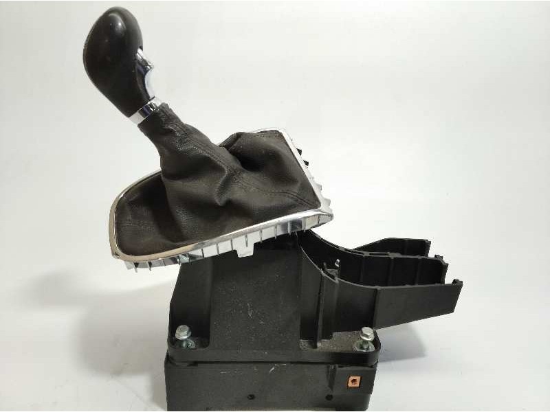 Recambio de palanca cambio para opel astra j lim. cosmo referencia OEM IAM 55563829  