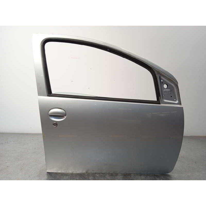 Recambio de puerta delantera derecha para toyota aygo (kgb/wnb) 1.0 cat referencia OEM IAM 670010H010  