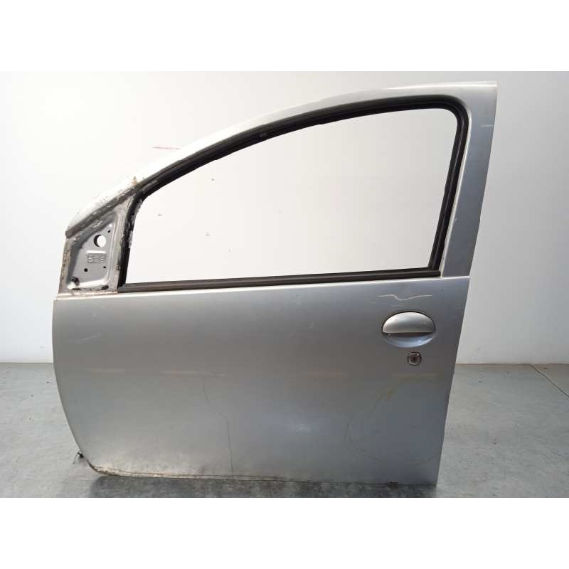 Recambio de puerta delantera izquierda para toyota aygo (kgb/wnb) 1.0 cat referencia OEM IAM 670020H010  