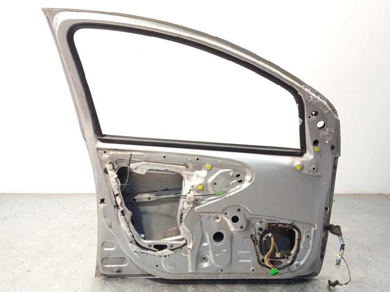 Recambio de puerta delantera izquierda para toyota aygo (kgb/wnb) 1.0 cat referencia OEM IAM 670020H010  