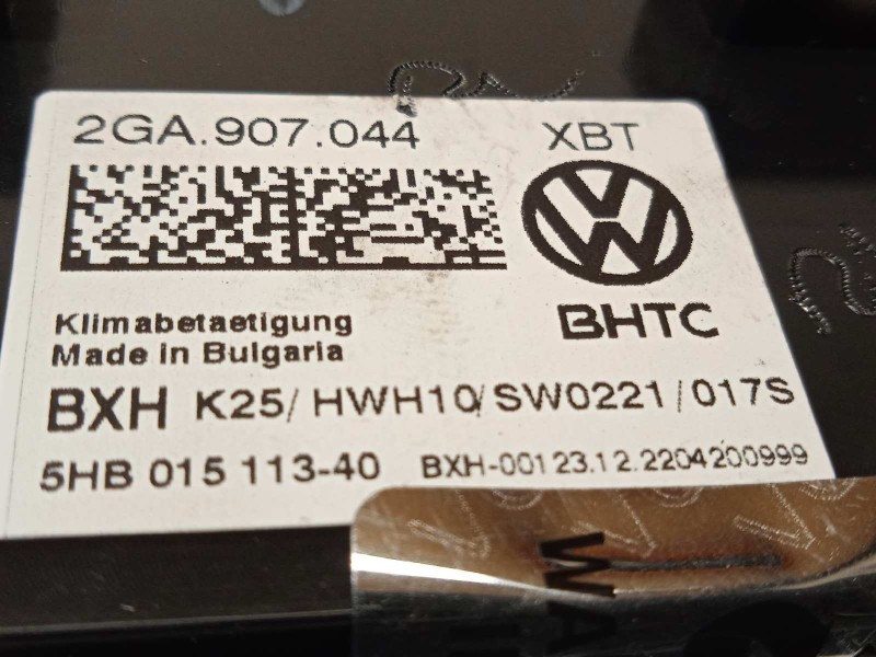 Recambio de mando climatizador para volkswagen t-roc 1.0 tsi referencia OEM IAM 2GA907044  2GA907044XBT